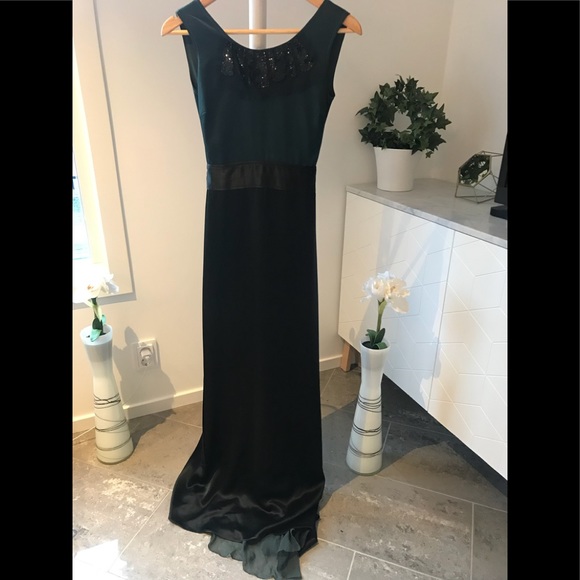 Vera Wang Lavender Label Satin Gown - Picture 5 of 9